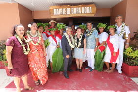 Visite officielle de Mme Annick GIRARDIN, Ministre des Outre-mer : Déplacement à Bora Bora 