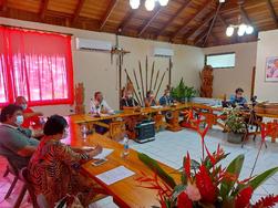 Déplacement dans l'île d'Hiva Oa de M. Guillaume AUDEBAUD, administrateur d'Etat des îles Marquises